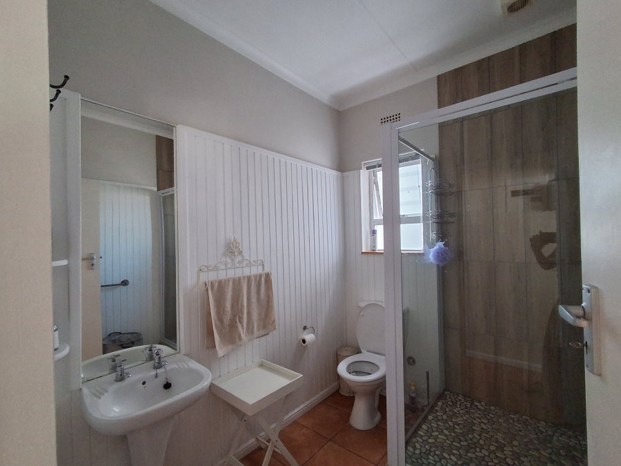 4 Bedroom Property for Sale in Stilbaai Wes Western Cape